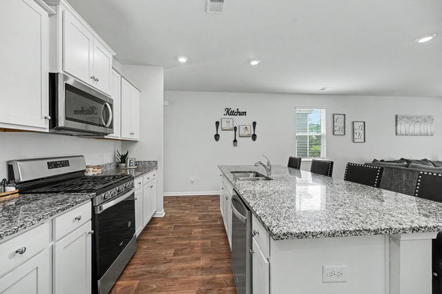 117 Sunray Lane, Summerville, SC 29486