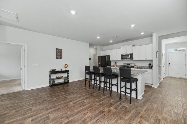 117 Sunray Lane, Summerville, SC 29486
