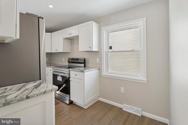 306 GRAPE ST, Warminster, PA 18974