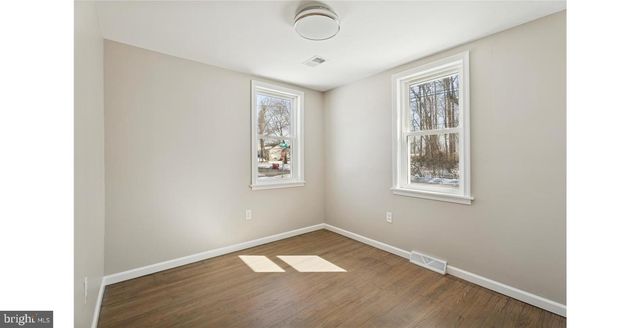 306 GRAPE ST, Warminster, PA 18974