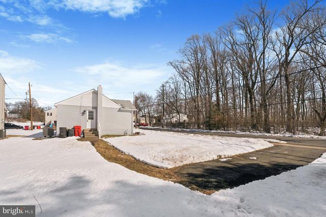 306 GRAPE ST, Warminster, PA 18974