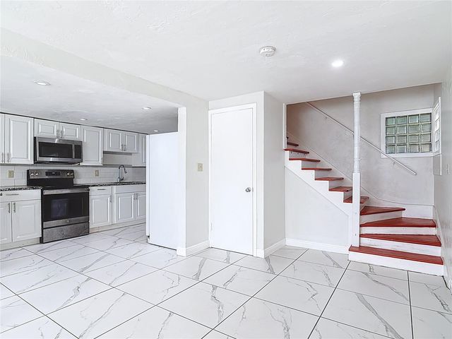 941 HARTFORD AVENUE, Daytona Beach, FL 32117