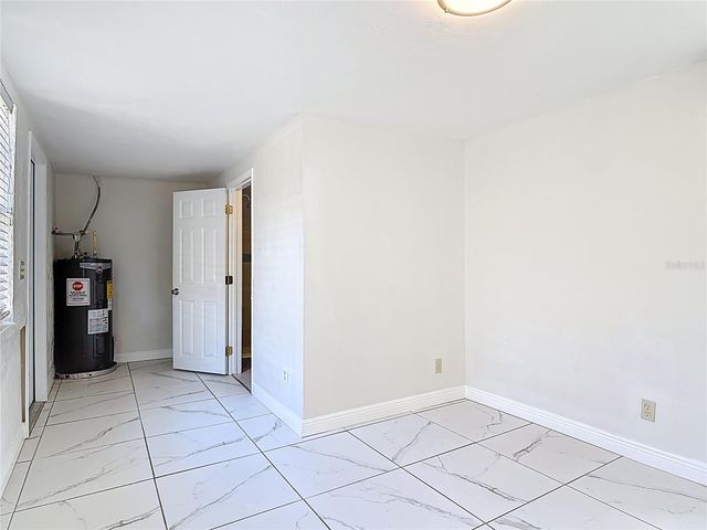 941 HARTFORD AVENUE, Daytona Beach, FL 32117