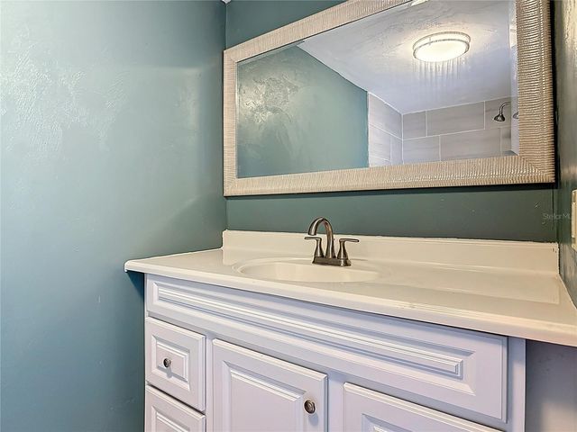 941 HARTFORD AVENUE, Daytona Beach, FL 32117