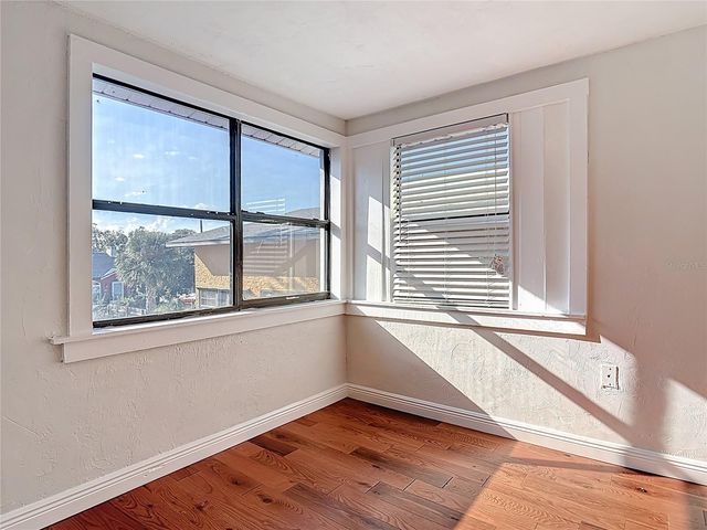 941 HARTFORD AVENUE, Daytona Beach, FL 32117