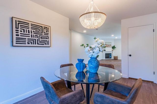 3850 Rio Road 24, Carmel, CA 93923