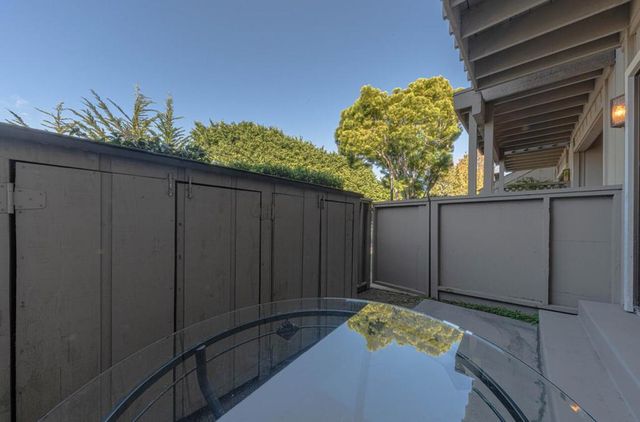 3850 Rio Road 24, Carmel, CA 93923