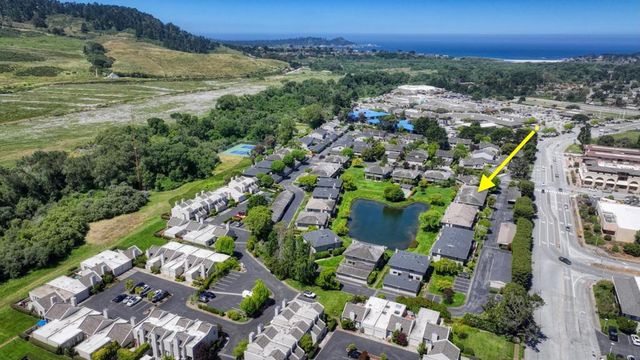 3850 Rio Road 24, Carmel, CA 93923