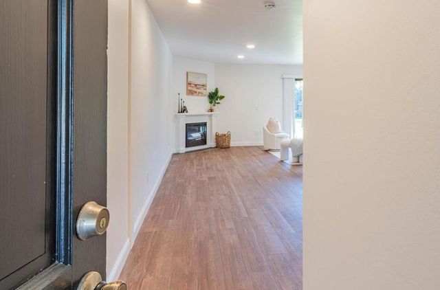 3850 Rio Road 24, Carmel, CA 93923