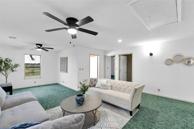 3532 Fm 547, Farmersville, TX 75442