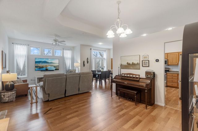 9813 Linden Avenue N, Brooklyn Park, MN 55443