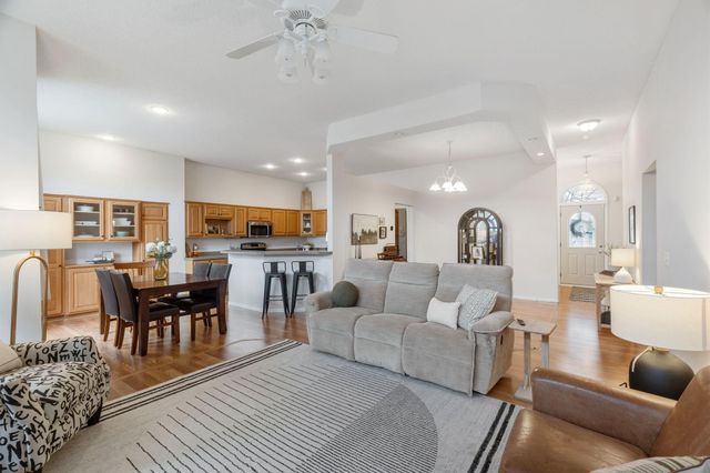 9813 Linden Avenue N, Brooklyn Park, MN 55443