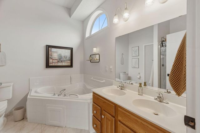 9813 Linden Avenue N, Brooklyn Park, MN 55443