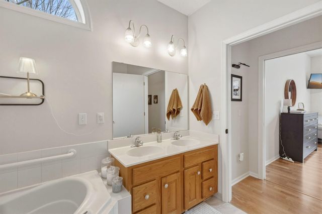 9813 Linden Avenue N, Brooklyn Park, MN 55443