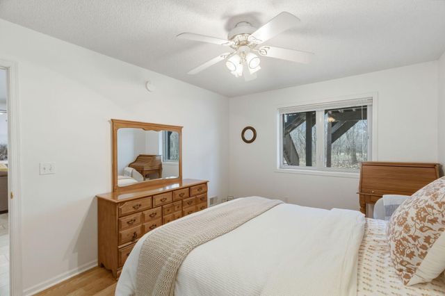 9813 Linden Avenue N, Brooklyn Park, MN 55443