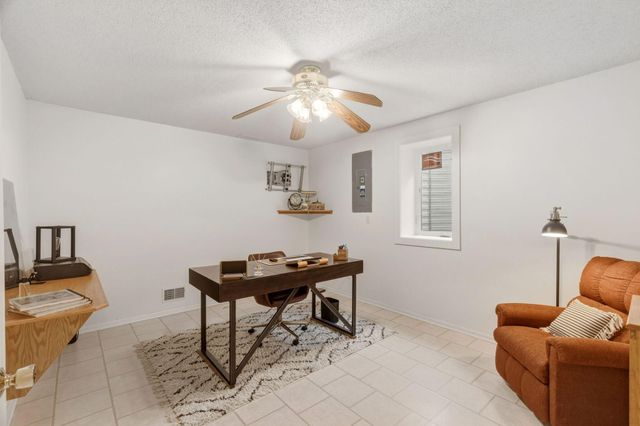 9813 Linden Avenue N, Brooklyn Park, MN 55443