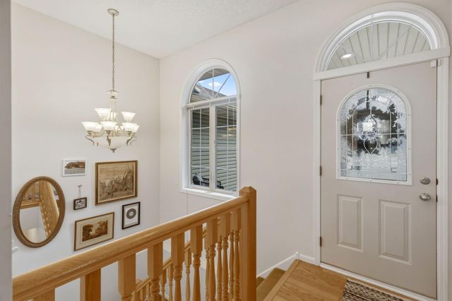 9813 Linden Avenue N, Brooklyn Park, MN 55443