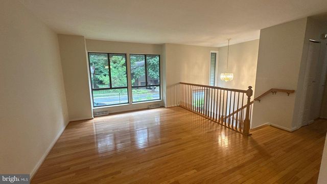 5365 THUNDER HILL RD, Columbia, MD 21045