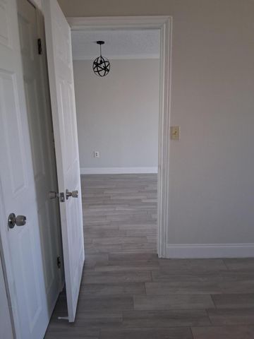 2514 Taylor 11, Hollywood, FL 33020