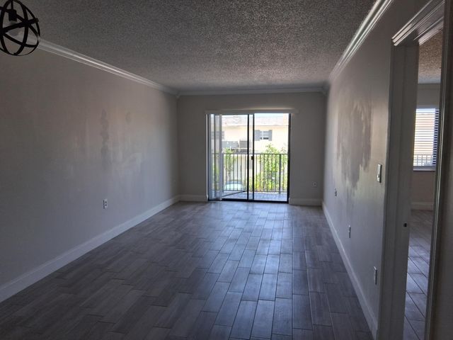 2514 Taylor 11, Hollywood, FL 33020