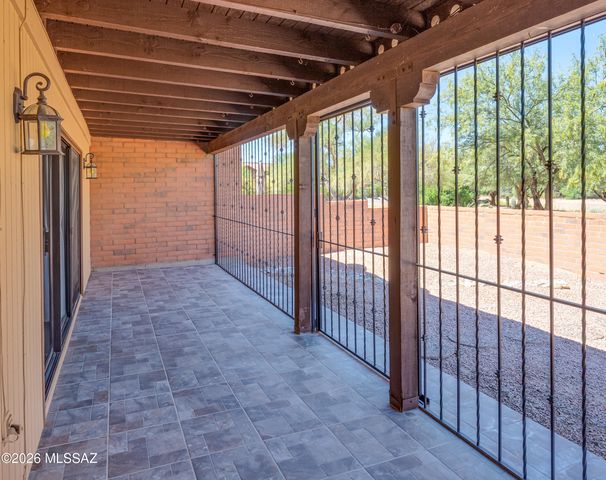 8786 N Coral Ridge Loop, Tucson, AZ 85704