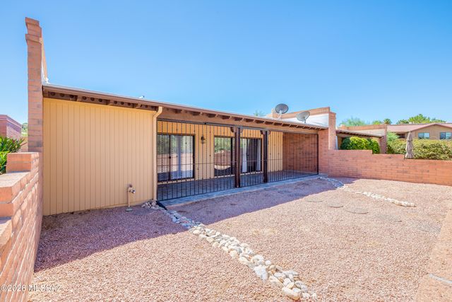 8786 N Coral Ridge Loop, Tucson, AZ 85704