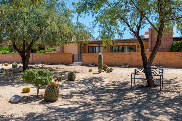 8786 N Coral Ridge Loop, Tucson, AZ 85704
