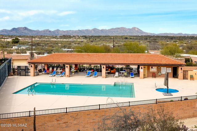 8786 N Coral Ridge Loop, Tucson, AZ 85704