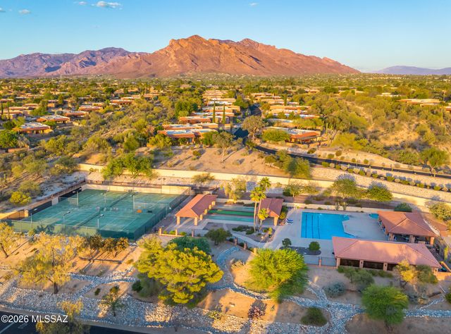 8786 N Coral Ridge Loop, Tucson, AZ 85704