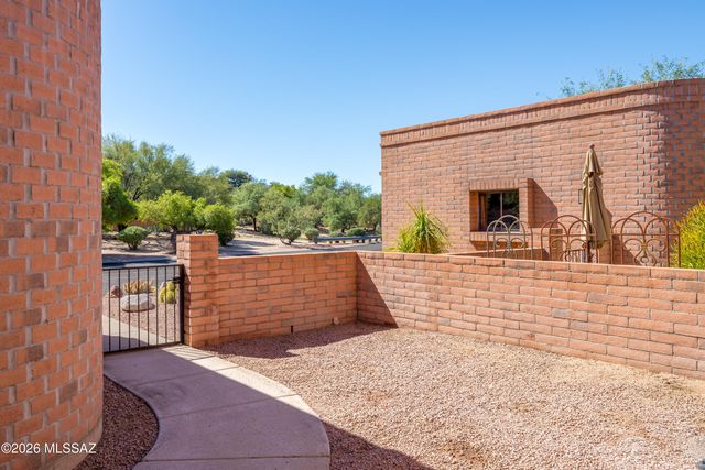 8786 N Coral Ridge Loop, Tucson, AZ 85704