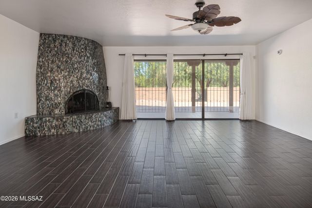 8786 N Coral Ridge Loop, Tucson, AZ 85704