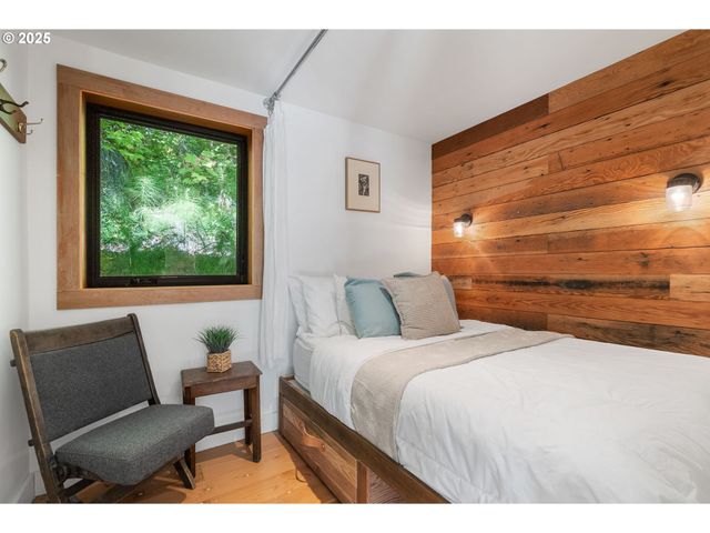 183 CONDIT Dr, White Salmon, WA 98672