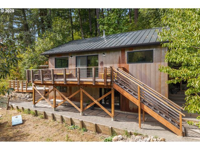 183 CONDIT Dr, White Salmon, WA 98672