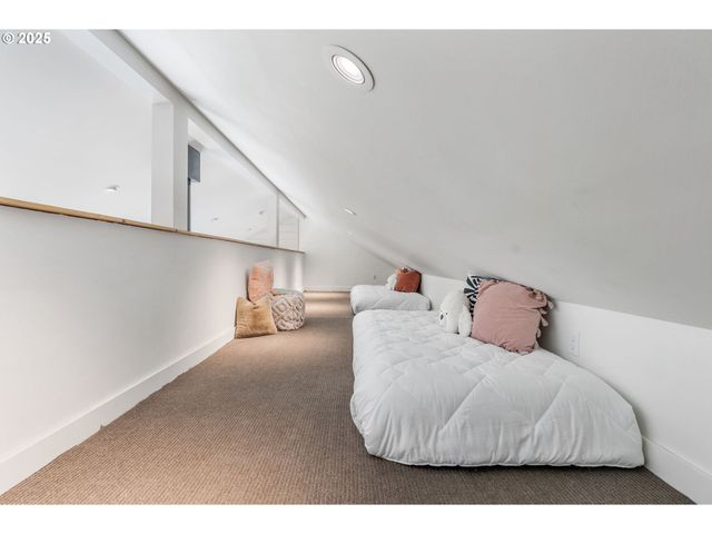 183 CONDIT Dr, White Salmon, WA 98672