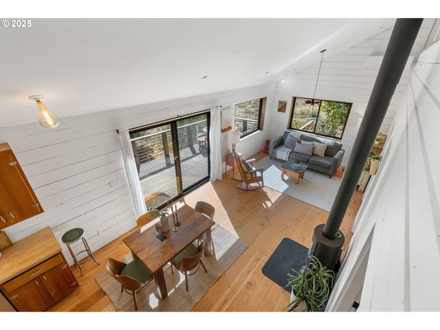 183 CONDIT Dr, White Salmon, WA 98672