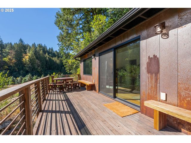 183 CONDIT Dr, White Salmon, WA 98672