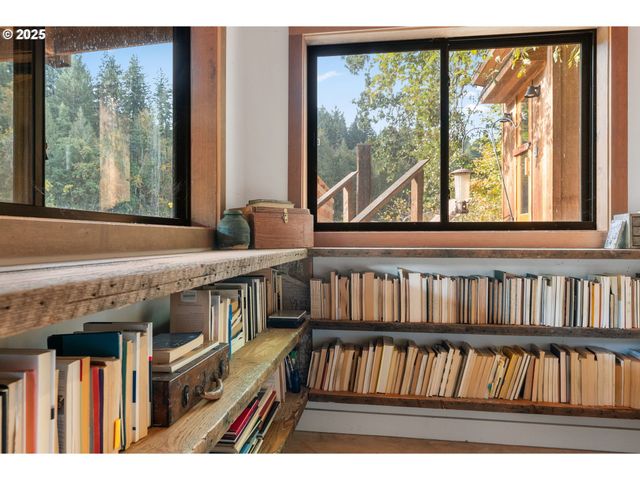 183 CONDIT Dr, White Salmon, WA 98672