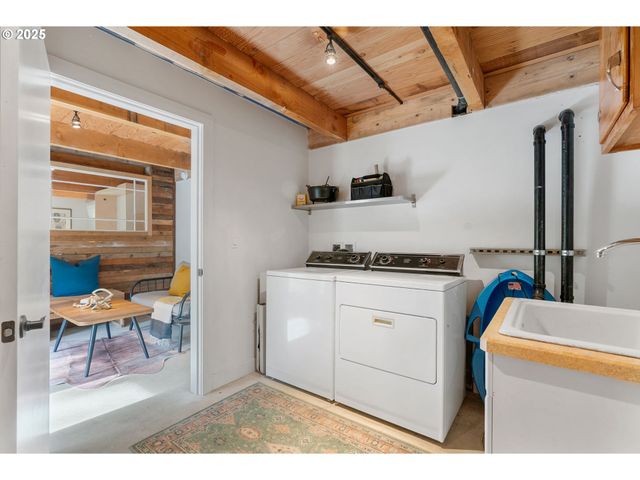 183 CONDIT Dr, White Salmon, WA 98672