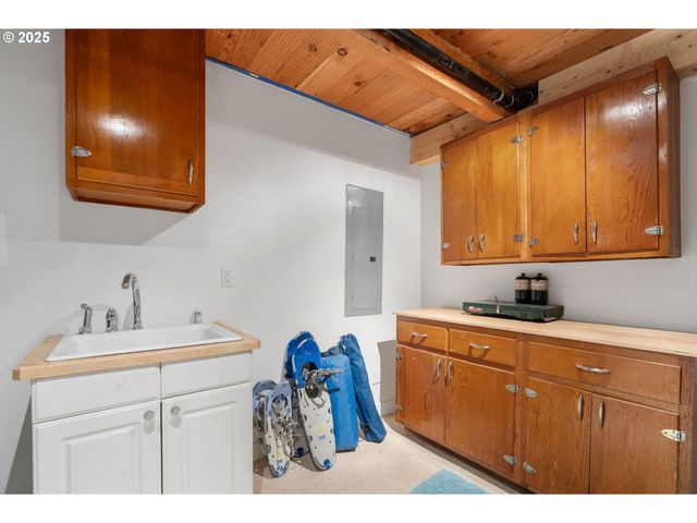 183 CONDIT Dr, White Salmon, WA 98672