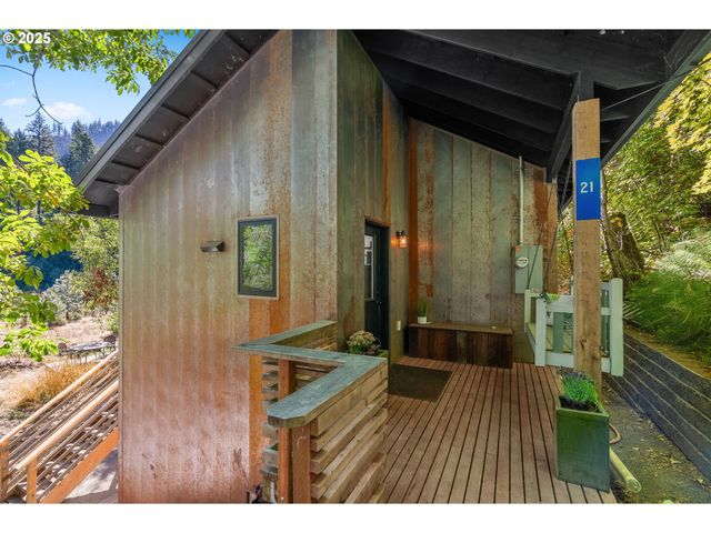 183 CONDIT Dr, White Salmon, WA 98672