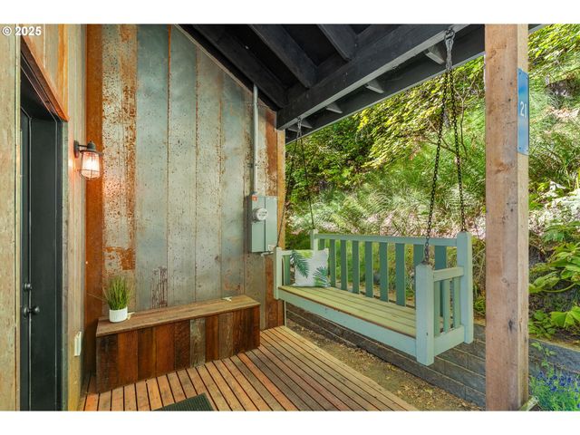 183 CONDIT Dr, White Salmon, WA 98672