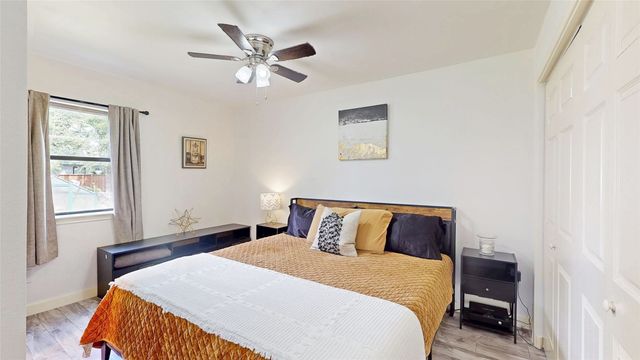 922 Tamara Lane, Grand Prairie, TX 75051