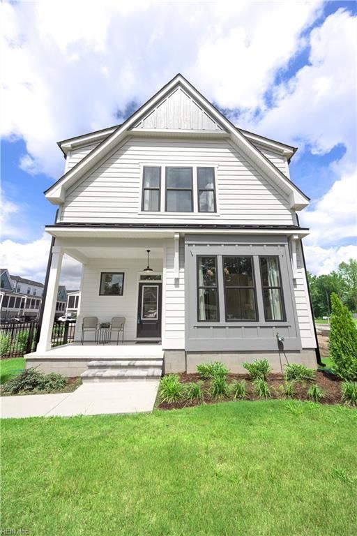 900 Koonce Ln, Chesapeake, VA 23322