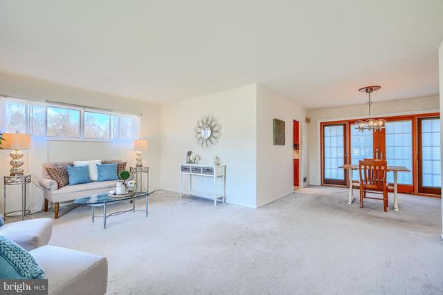 2410 WOODCROFT RD, Baltimore, MD 21234