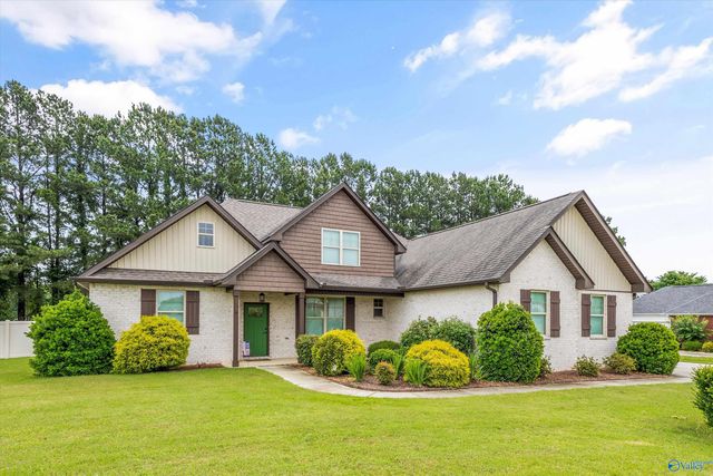 15414 Craft Lane, Athens, AL 35613
