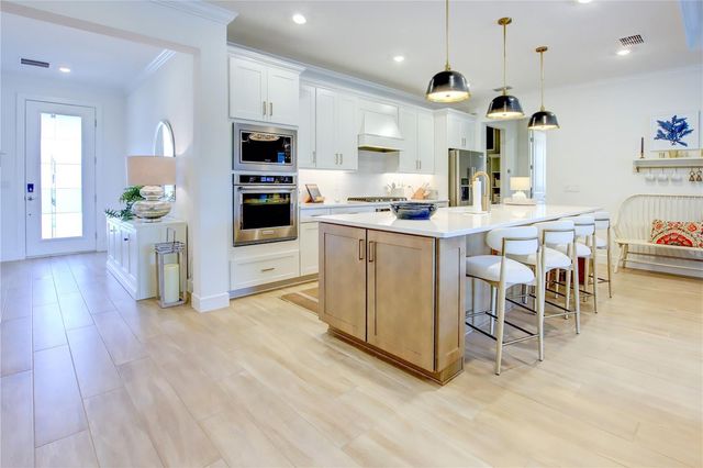 6364 SNOW TREE LANE, St Cloud, FL 34771