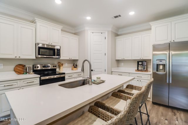 13324 Hawk Place, Gulfport, MS 39503