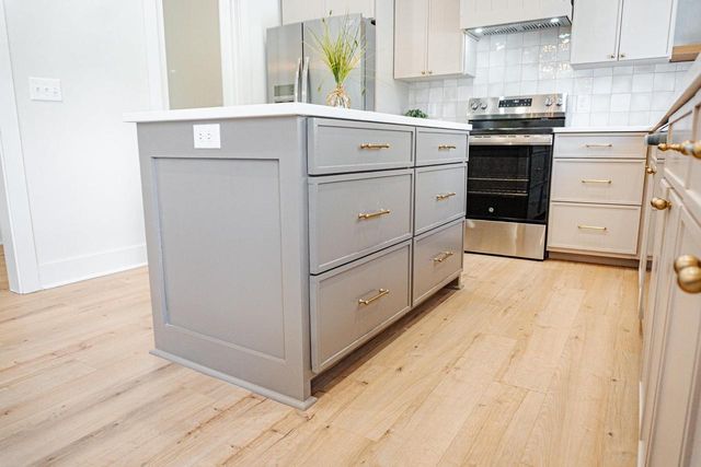 3433 PAULA STREET, Green Bay, WI 54311