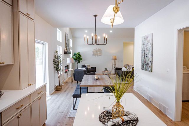 3433 PAULA STREET, Green Bay, WI 54311