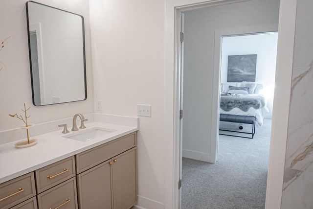 3433 PAULA STREET, Green Bay, WI 54311